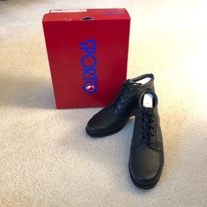 Lucy navy blue lace-up boots